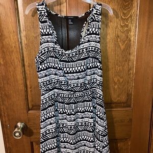 Black & white Aztec print dress